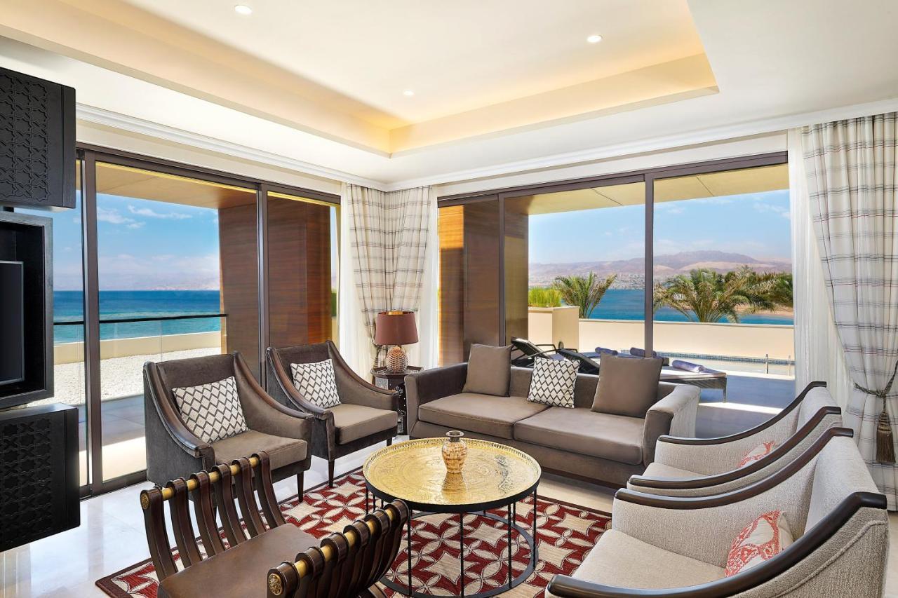 알 마나라, 어 럭셔리 컬렉션 호텔, 사라야 아카바 외부 사진 A suite at the resort