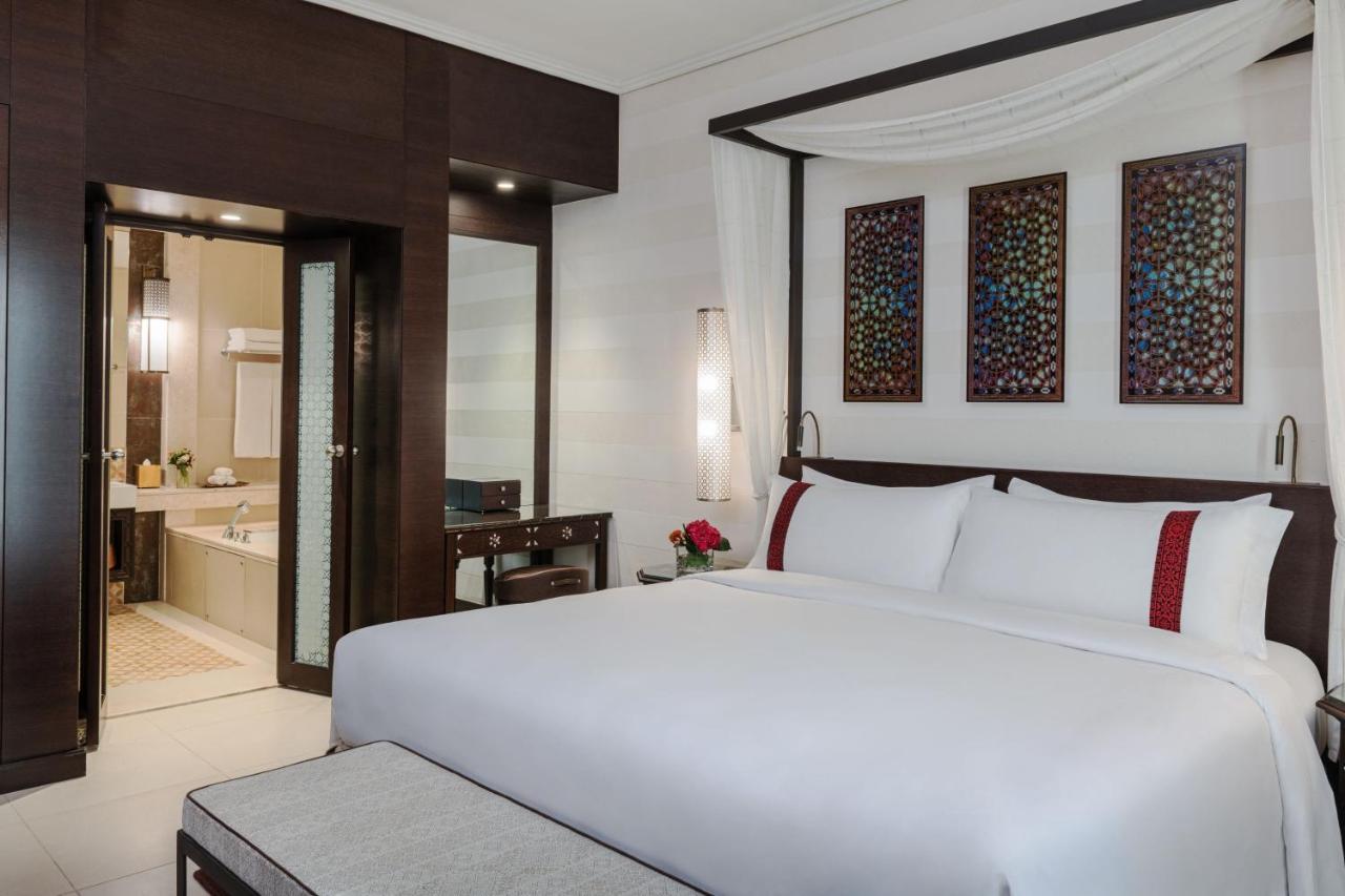 알 마나라, 어 럭셔리 컬렉션 호텔, 사라야 아카바 외부 사진 A bedroom at the Jumeirah Creekside